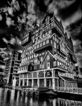 Inntel Zaandam by Derek Philpott