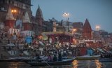 Veronasi Dawn Festival on the Ganges by Frank Schweitzer