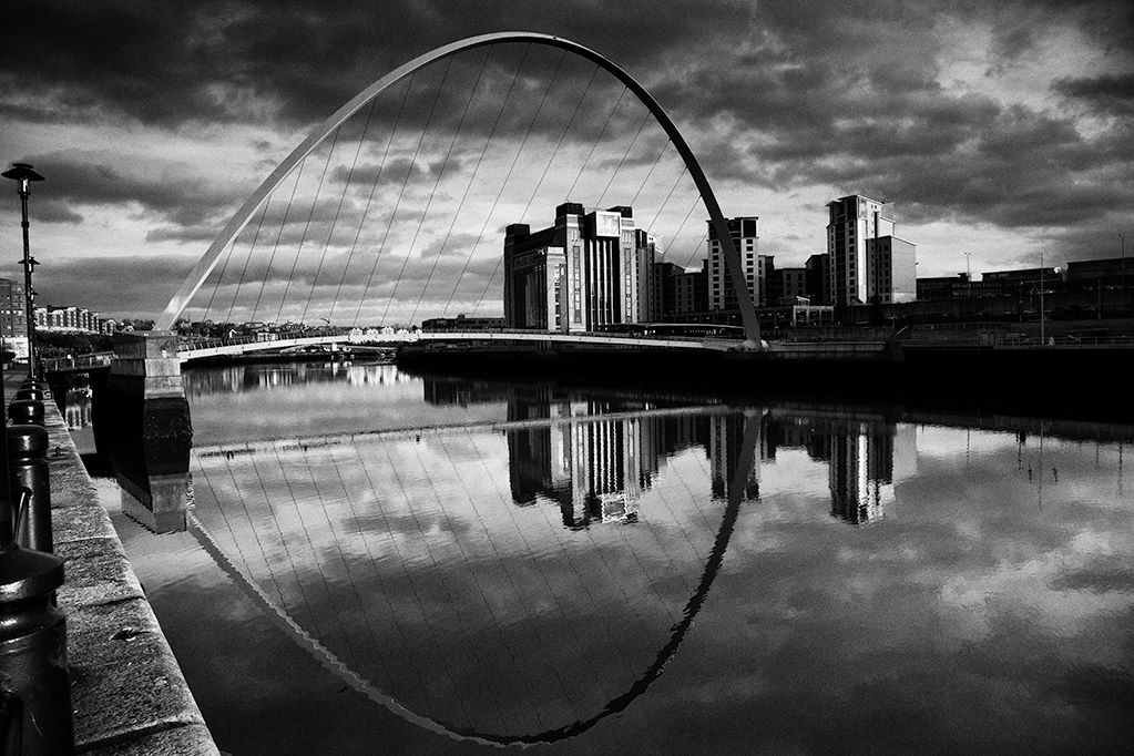 Millenium Bridge Mono