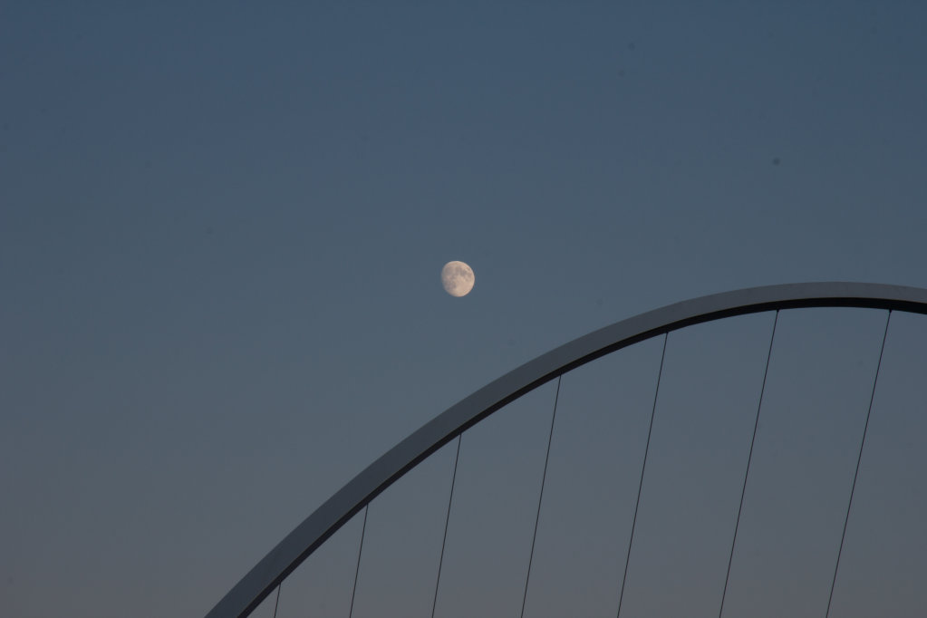 Millenium Bridge and the Full Moon