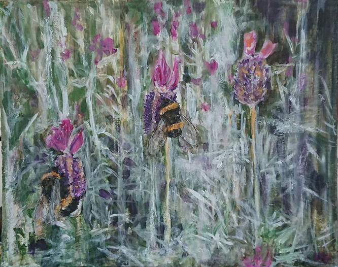 Buzzing! – Elaine Winter