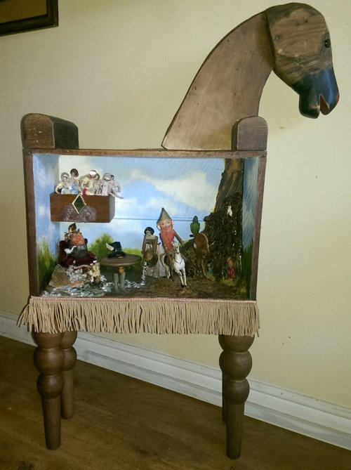Alice ina Horse Box